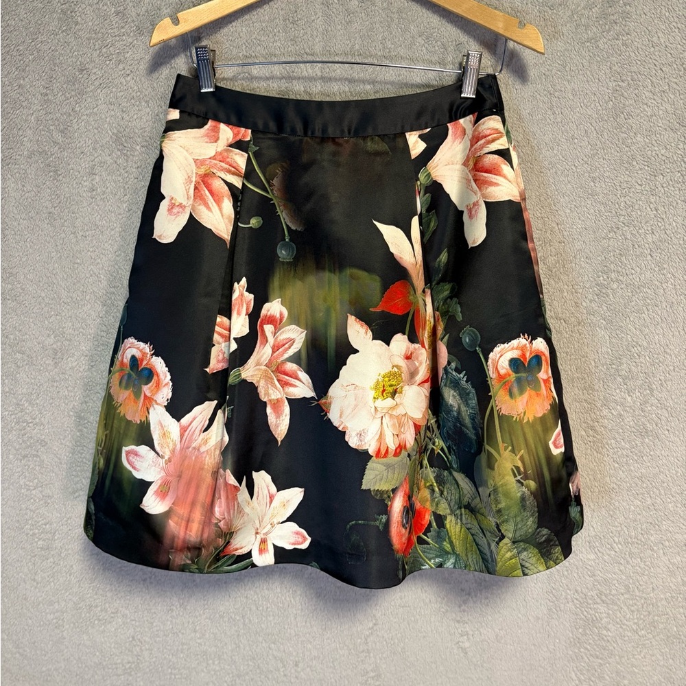 Ted Baker (size 2) silk, floral print skirt